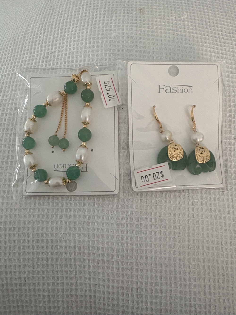 Green and Pearl Bead Bracelet and Earring Set